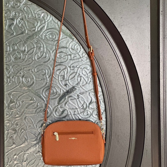 LEATHER CROSSBODY BAG - Picture 6 of 6